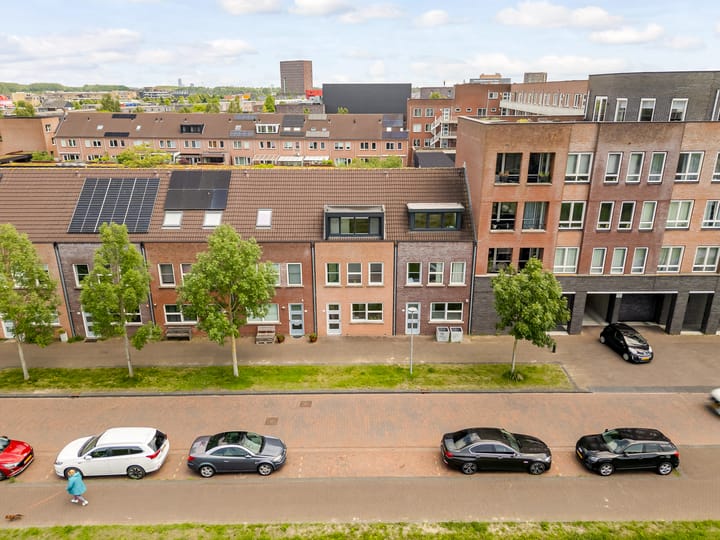 Foto 44 van Denemarkenstraat 52