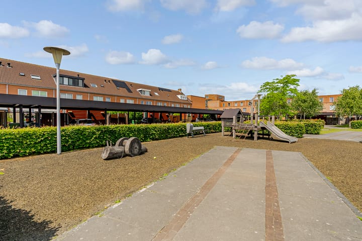 Foto 47 van Denemarkenstraat 52