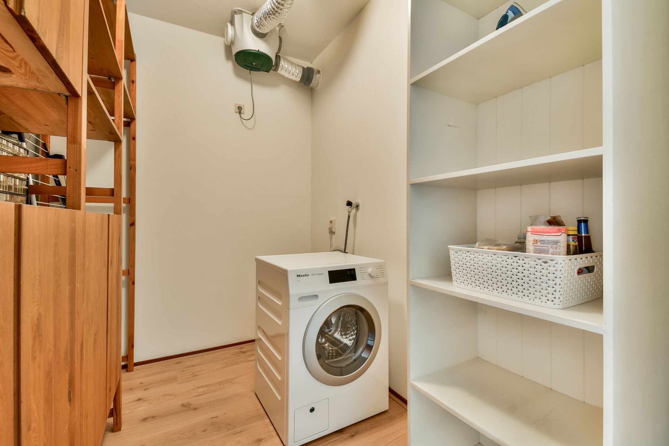 Photo 18 of Andries Copierstraat 98