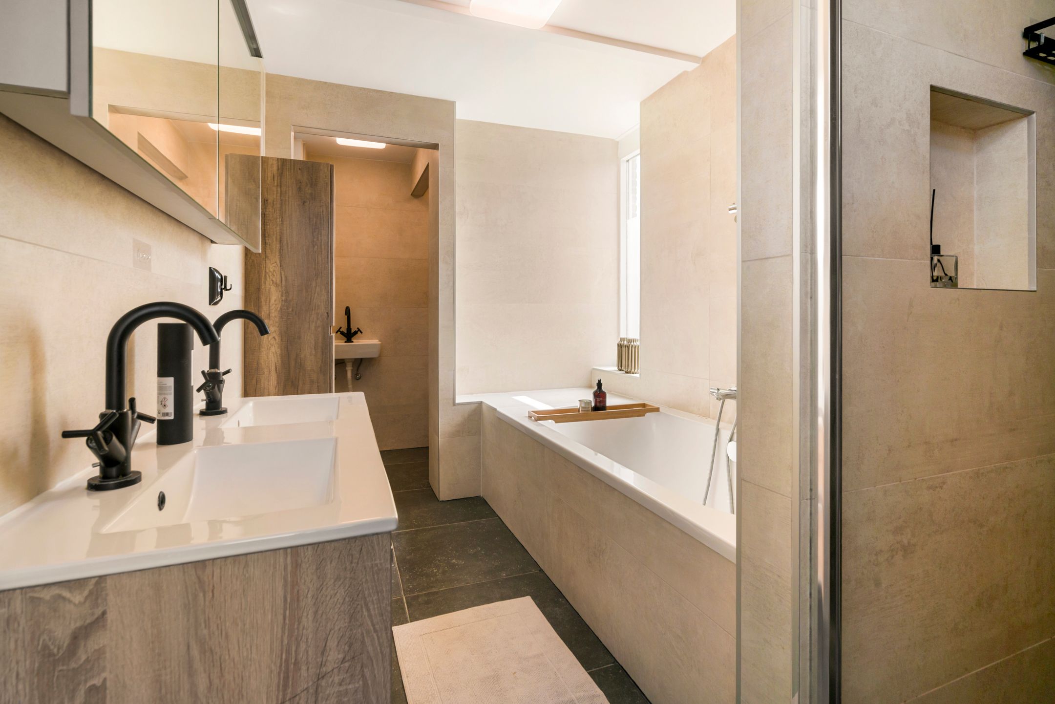 Foto 24 van Klarenbeekstraat 25