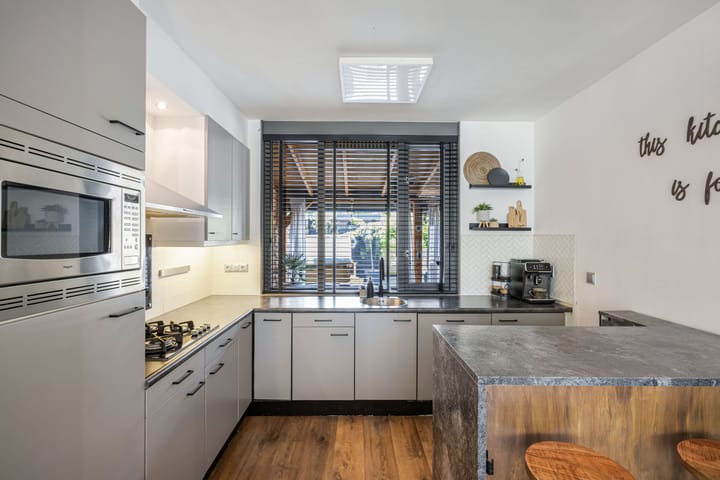 Foto 3 van Scharwoudestraat 8