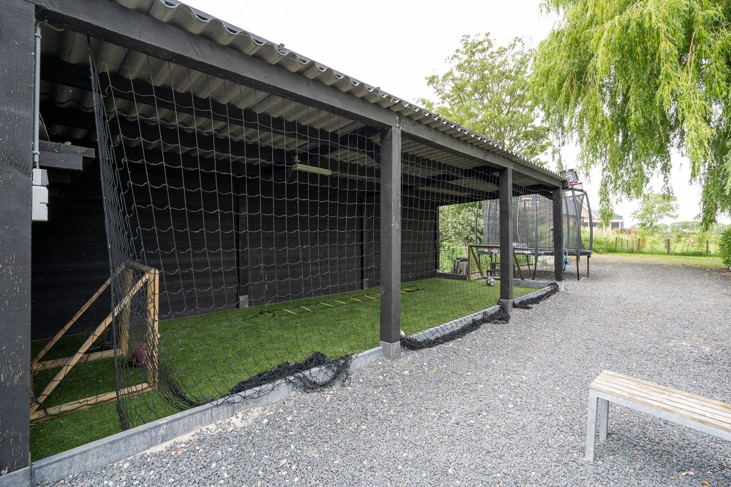 Photo 40 of Waaldijk 136