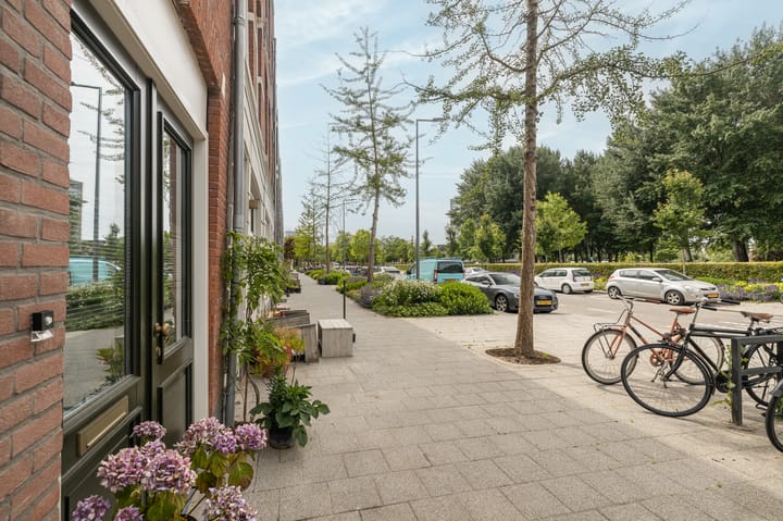 Foto 41 van Nijverheidstraat 284