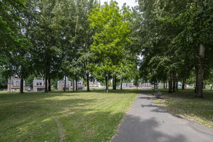 Foto 44 van Nijverheidstraat 284