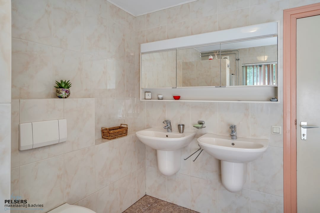 Foto 62 van Beekstraat 28