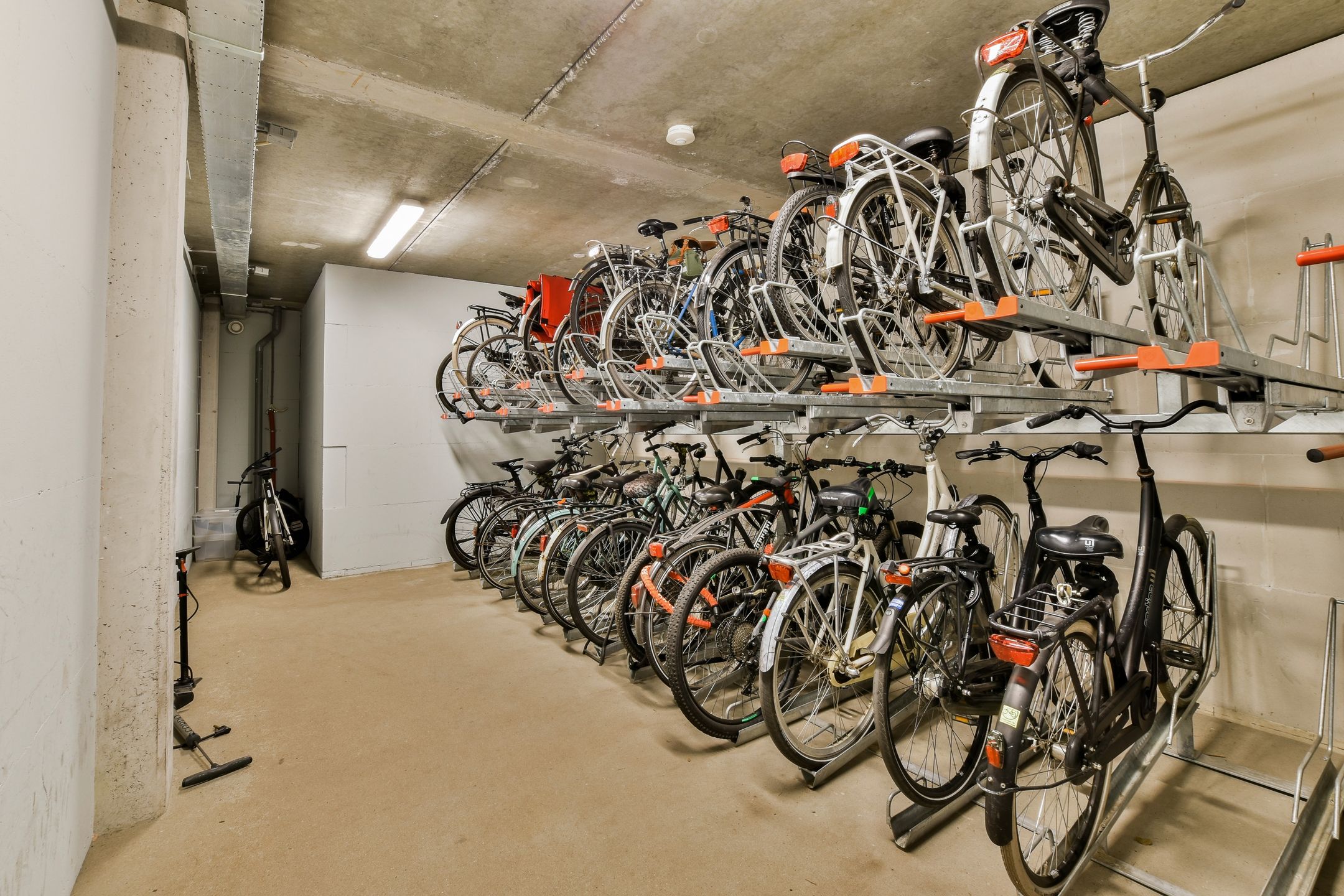 Foto 36 van Daniël Stalpertstraat 43