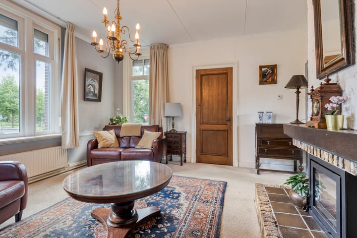 Foto 12 van Zuidelijke Parallelweg 7