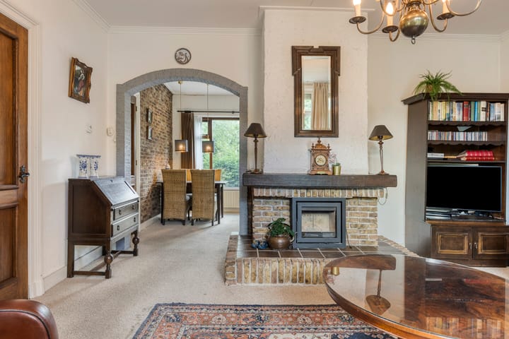 Foto 14 van Zuidelijke Parallelweg 7