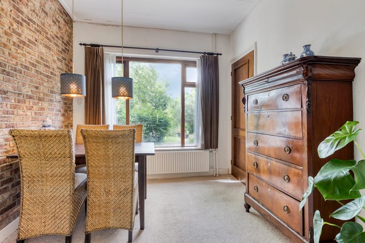 Foto 18 van Zuidelijke Parallelweg 7