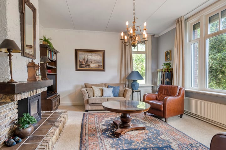 Foto 10 van Zuidelijke Parallelweg 7