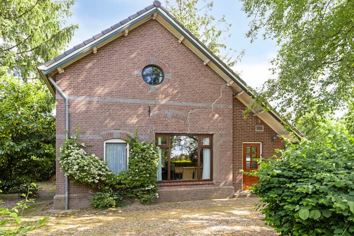 Foto 45 van Zuidelijke Parallelweg 7