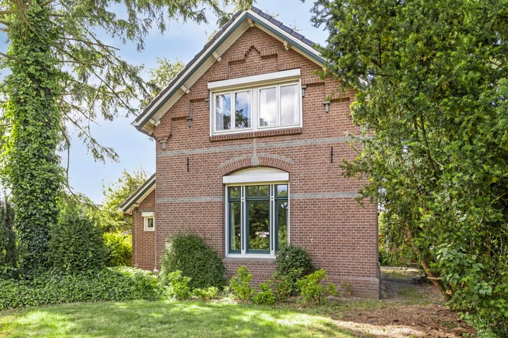 Foto 46 van Zuidelijke Parallelweg 7