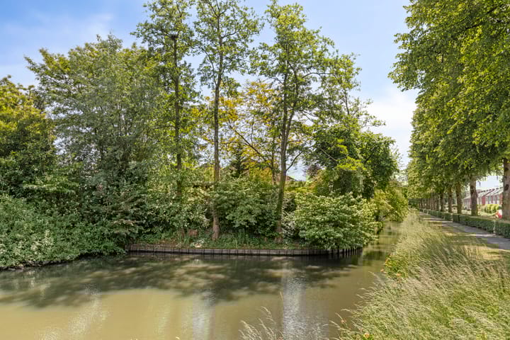 Foto 49 van Zuidelijke Parallelweg 7