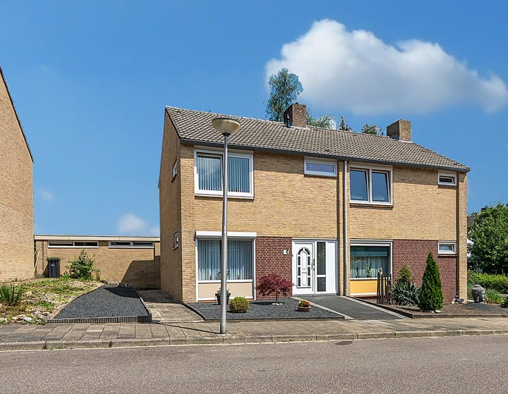 Photo 2 of Vredesstraat 13