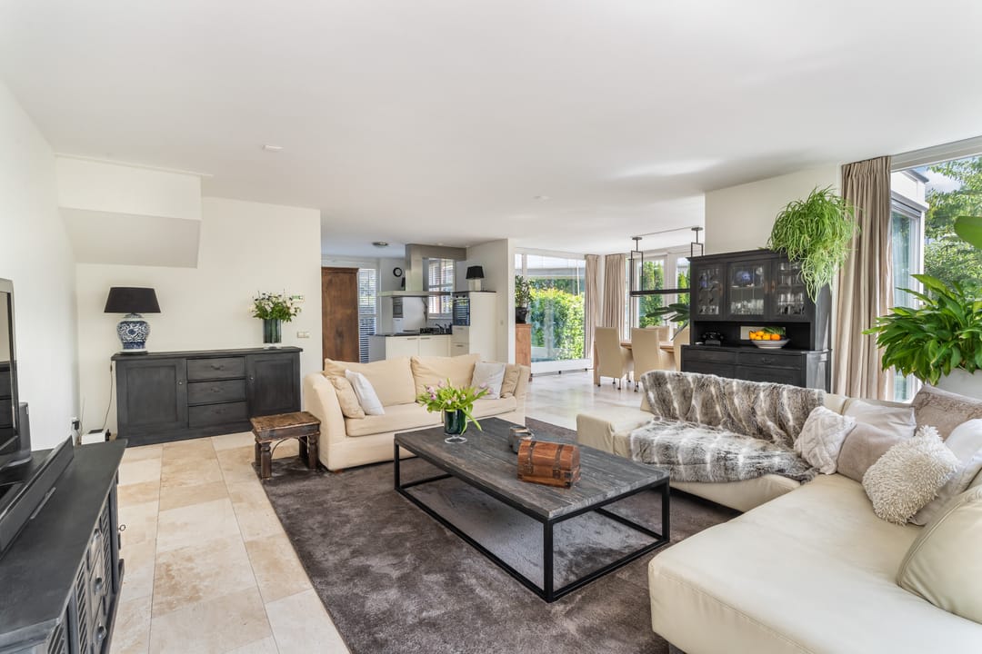 Foto 2 van Lilian Ngoyiweg 176