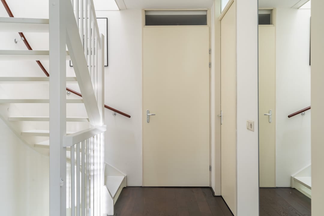 Foto 28 van Lilian Ngoyiweg 176