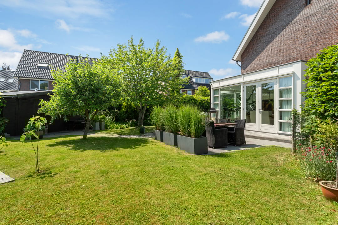 Foto 56 van Lilian Ngoyiweg 176