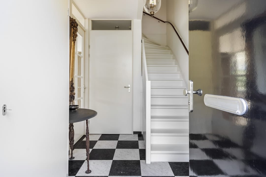 Foto 61 van Lilian Ngoyiweg 176