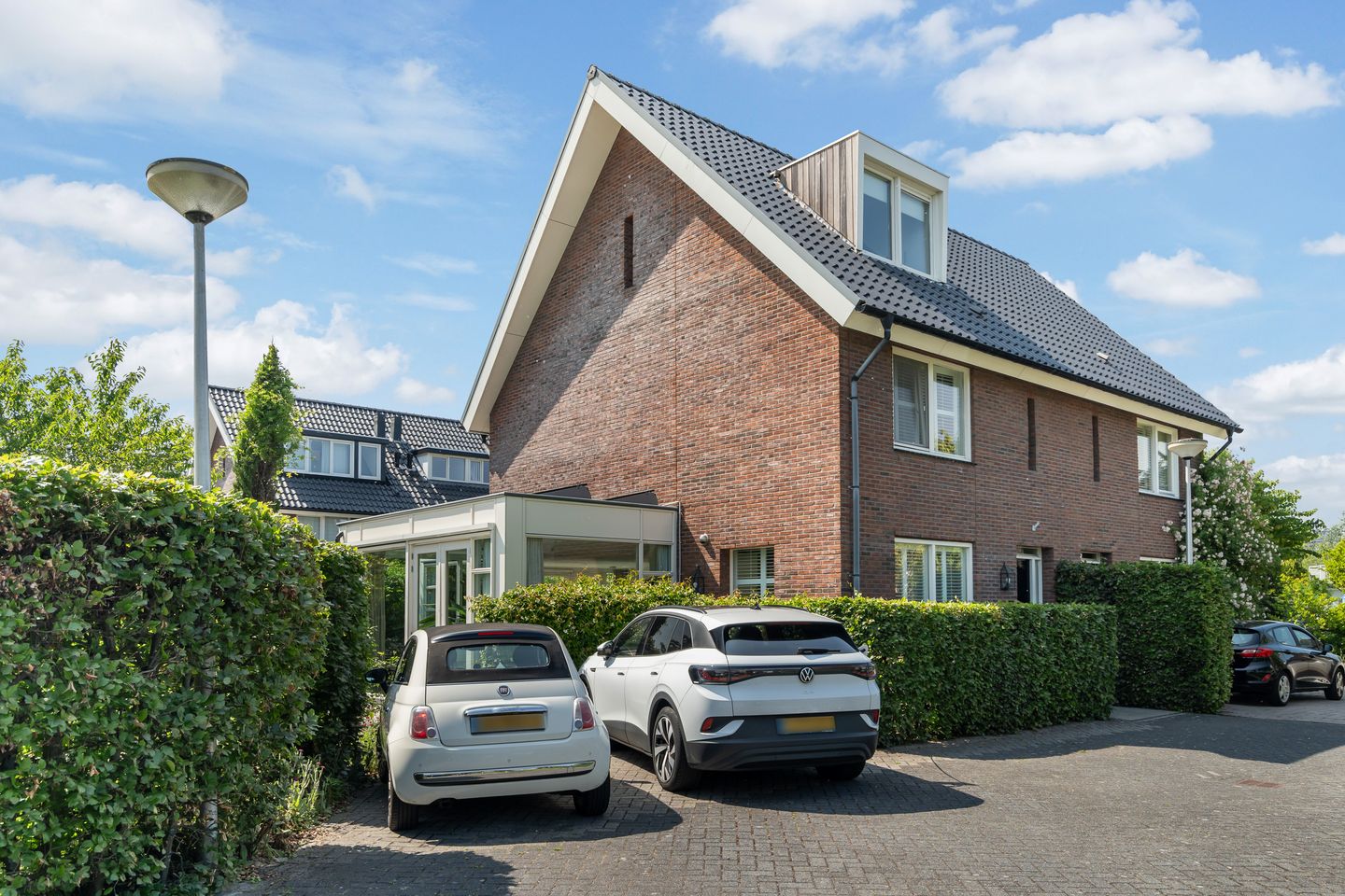 Foto 64 van Lilian Ngoyiweg 176