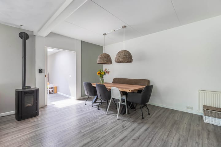 Foto 12 van De Eker 2