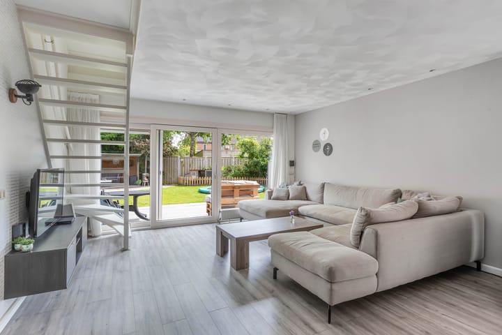 Foto 8 van De Eker 2