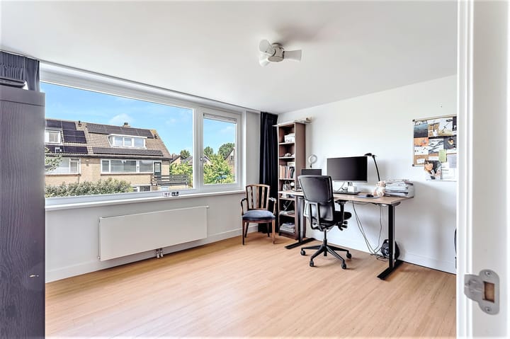 Foto 34 van Burgemeester Dedelstraat 44