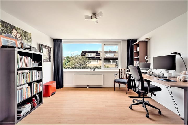 Foto 35 van Burgemeester Dedelstraat 44