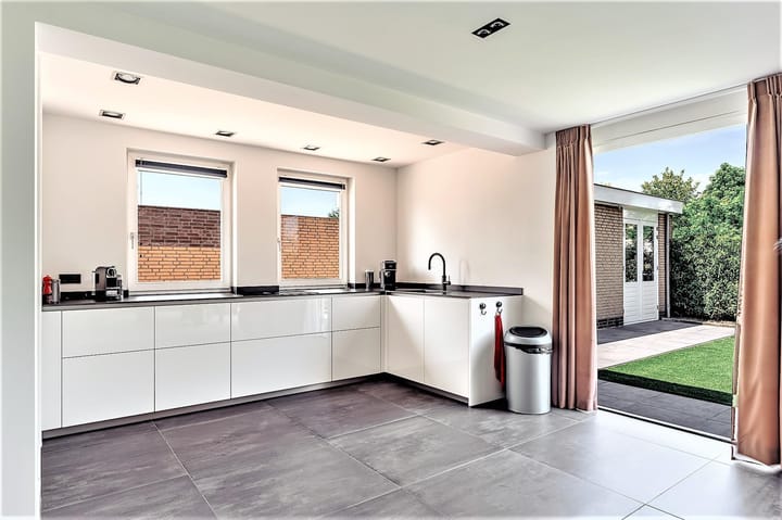 Foto 13 van Burgemeester Dedelstraat 44