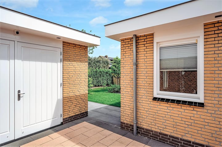 Foto 47 van Burgemeester Dedelstraat 44