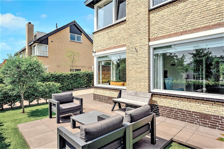 Foto 52 van Burgemeester Dedelstraat 44