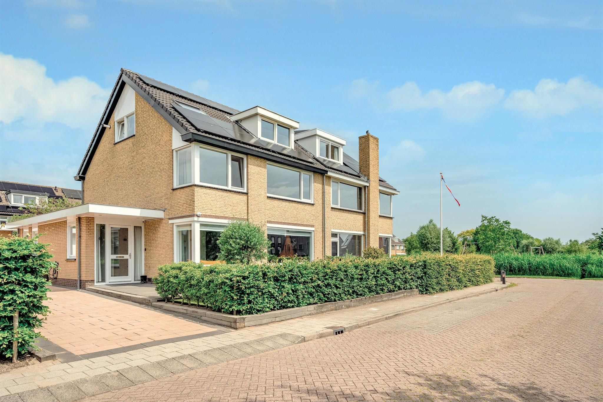 Burgemeester Dedelstraat 44