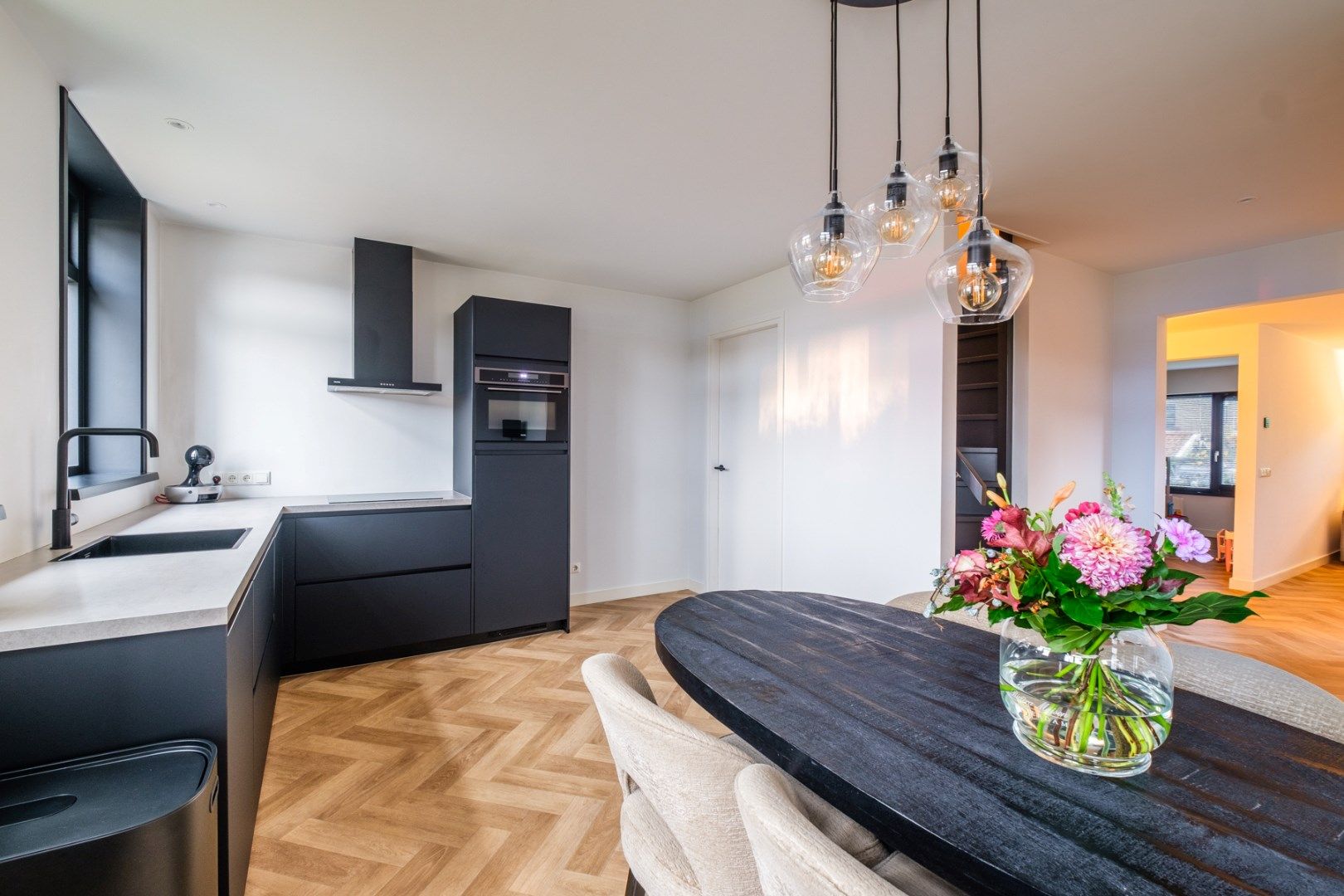 Photo 18 of Simondsstraat 154