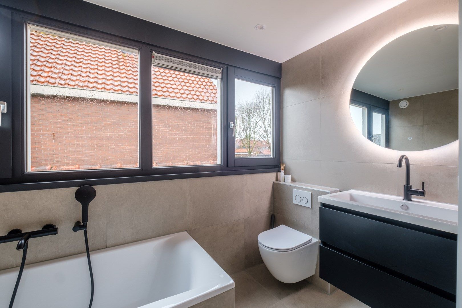 Photo 24 of Simondsstraat 154