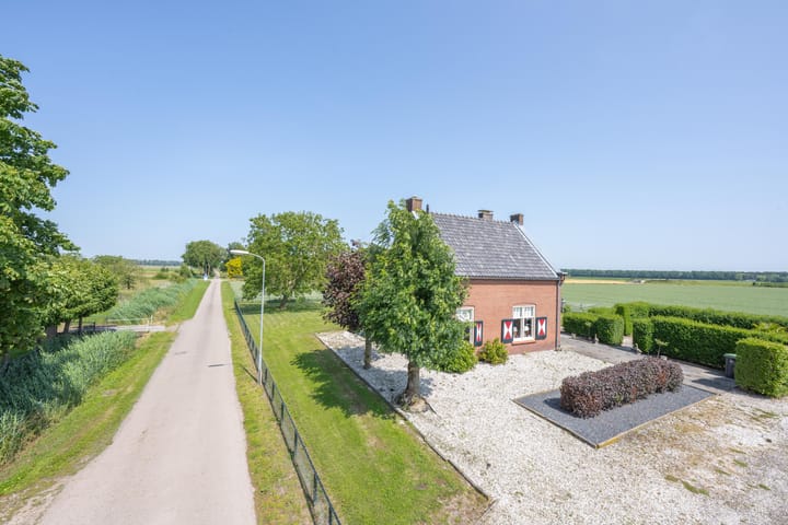 Foto 8 van Langesteeg 10