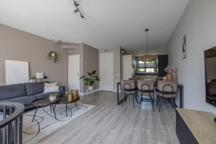 Photo 20 of Vierhuisterweg 26-B