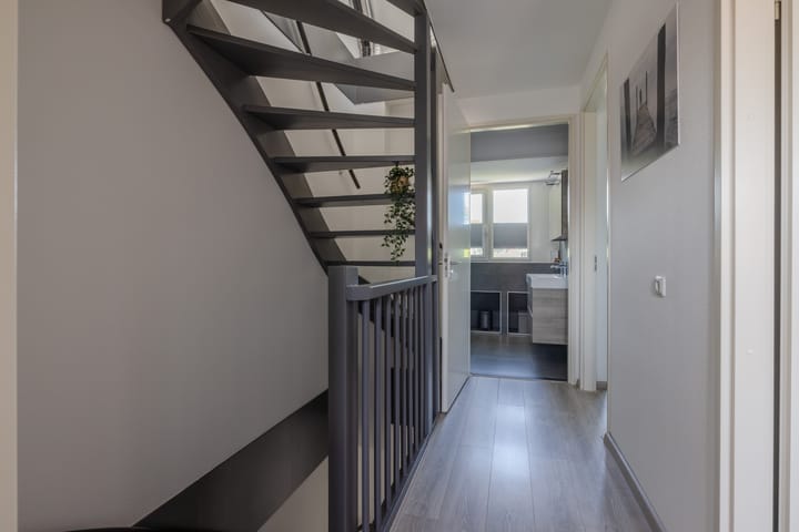 Photo 25 of Vierhuisterweg 26-B