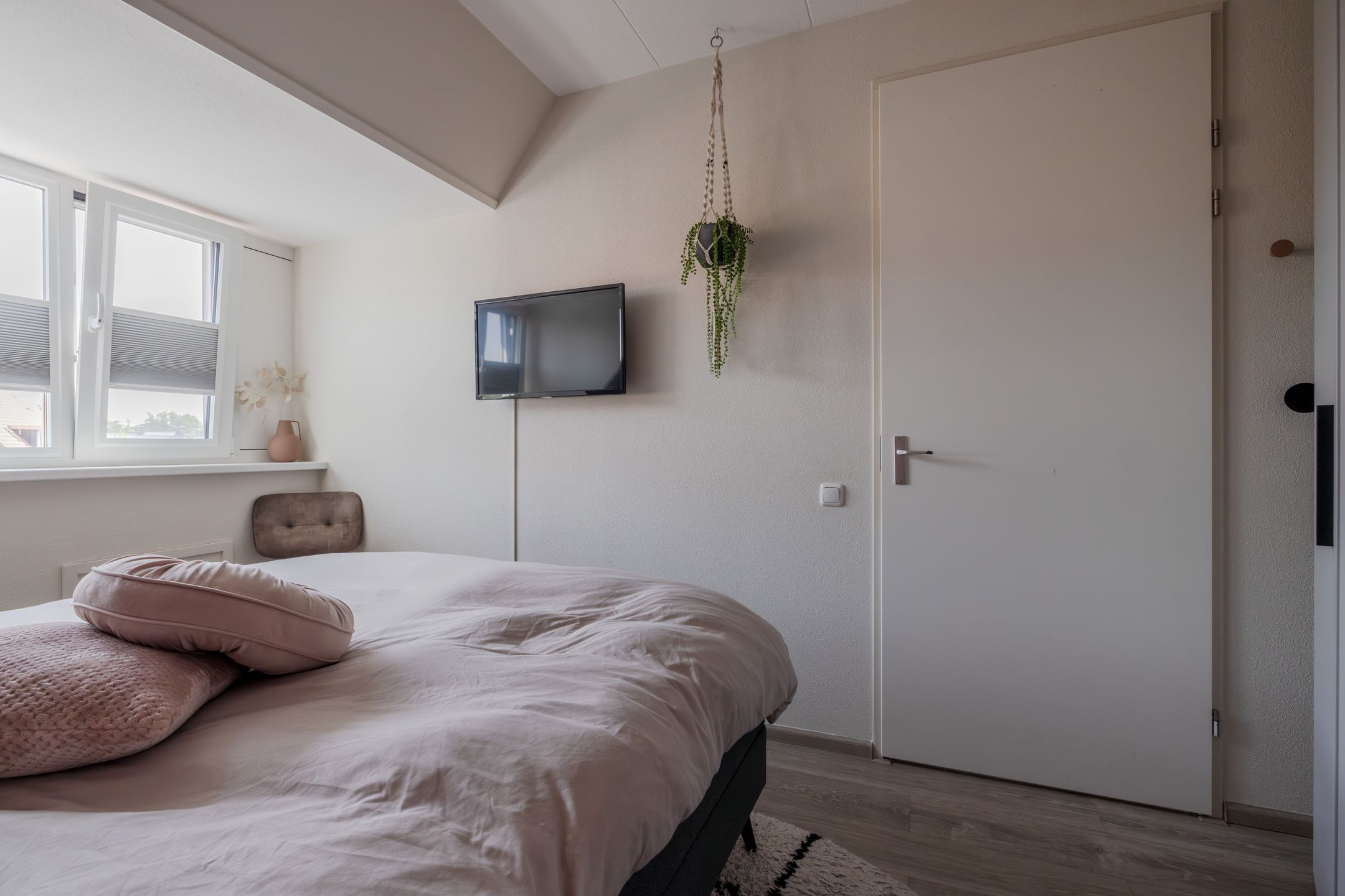 Photo 27 of Vierhuisterweg 26-B