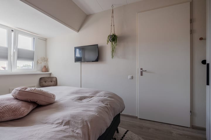 Photo 27 of Vierhuisterweg 26-B