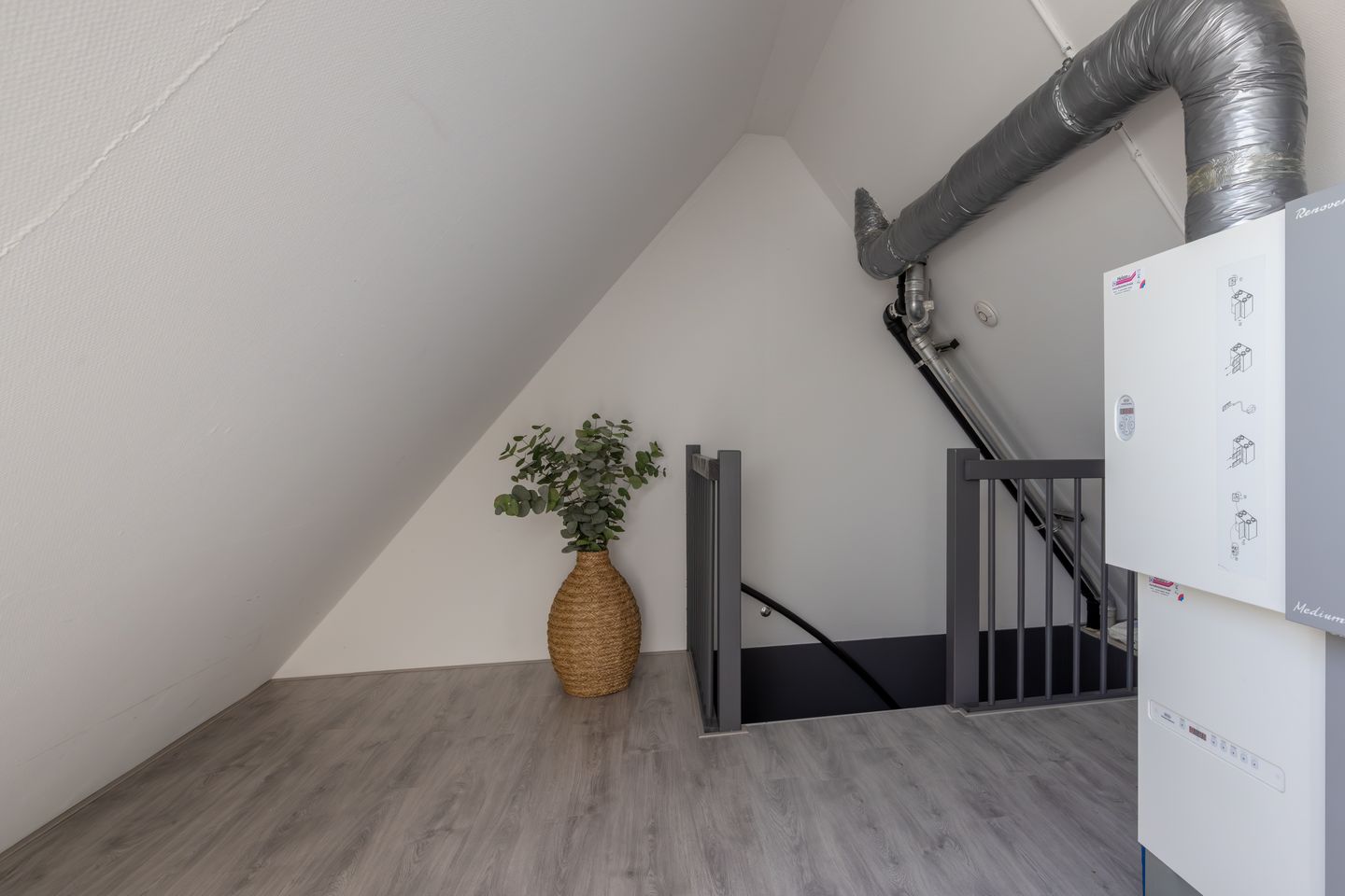 Photo 34 of Vierhuisterweg 26-B