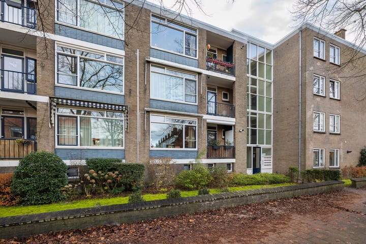 Photo 3 of Burggravenlaan 154