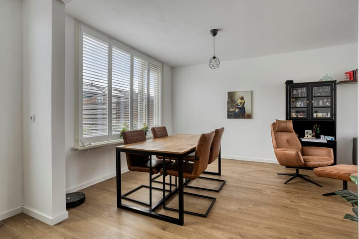 Photo 8 of P C Hooftstraat 18