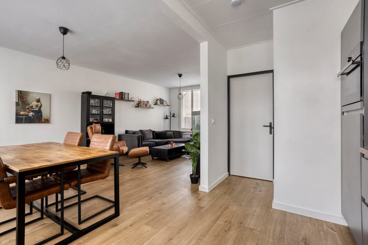 Photo 11 of P C Hooftstraat 18