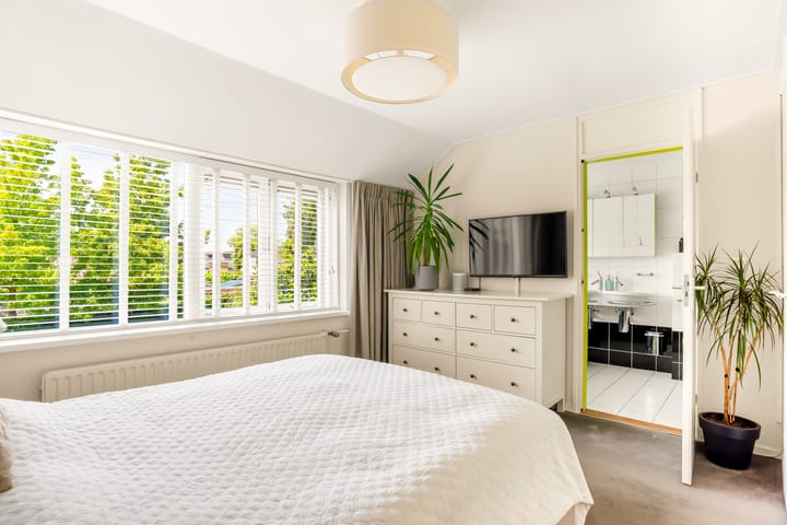 Foto 30 van Prins Bernhardlaan 28