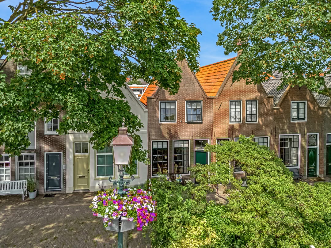 Foto 1 van Achter op 't Zand 16