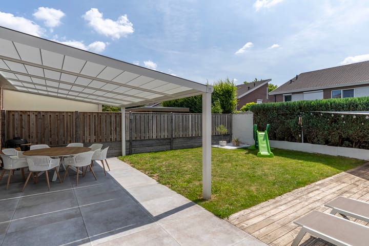 Foto 9 van Rosa Manusstraat 44