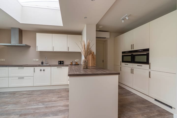 Foto 18 van Rosa Manusstraat 44