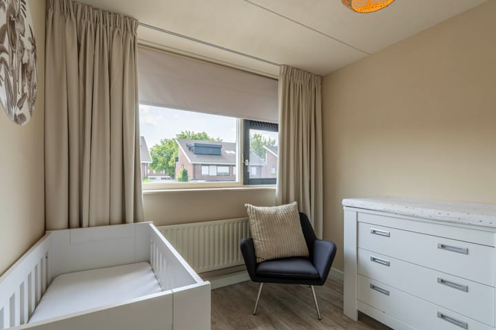 Foto 32 van Rosa Manusstraat 44