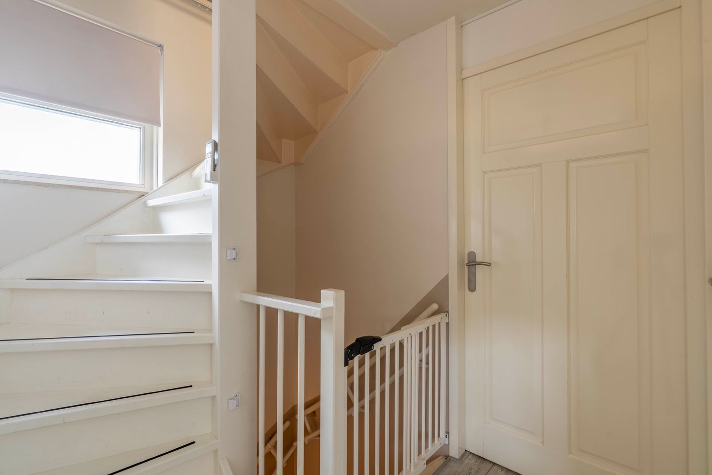 Foto 34 van Rosa Manusstraat 44