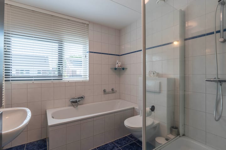 Foto 39 van Rosa Manusstraat 44