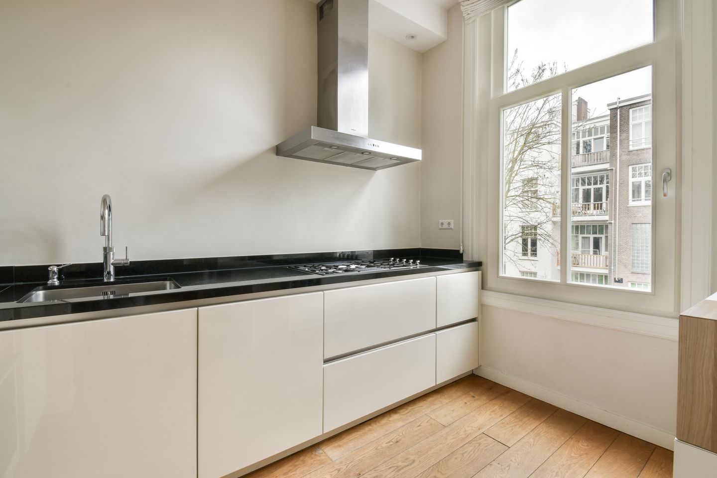 Foto 10 van Johannes Verhulststraat 4-2